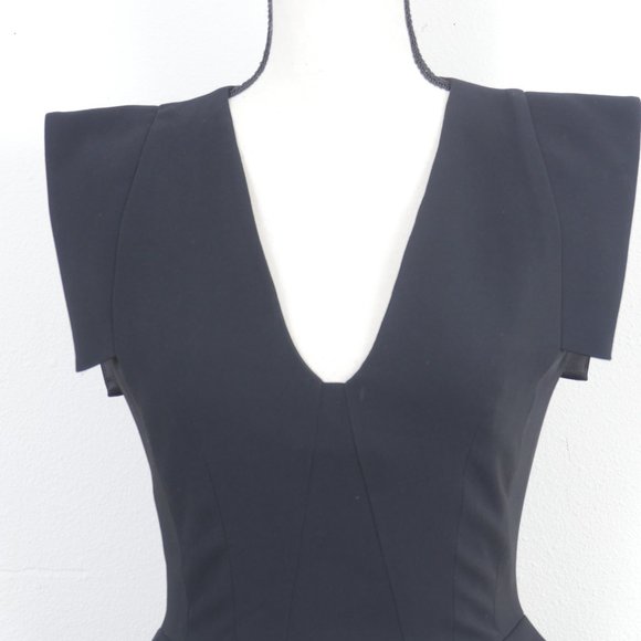 Tabitha Webb Honeysuckle Onyx Black Sleeveless V Neck Partial Peplum Waist Dress - Picture 3 of 12